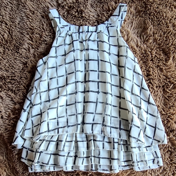 White and black flowy halter top - Picture 2 of 3